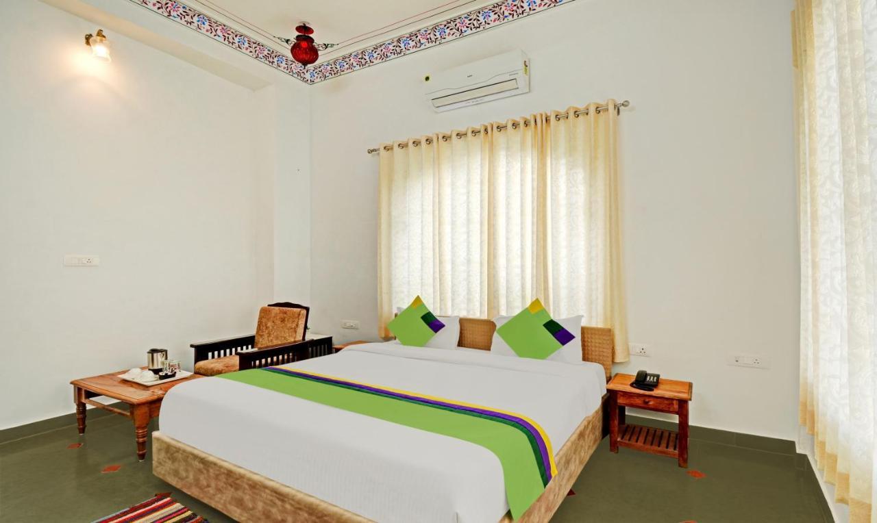 Hotel Treebo Khakhri Haveli à Udaipur Extérieur photo