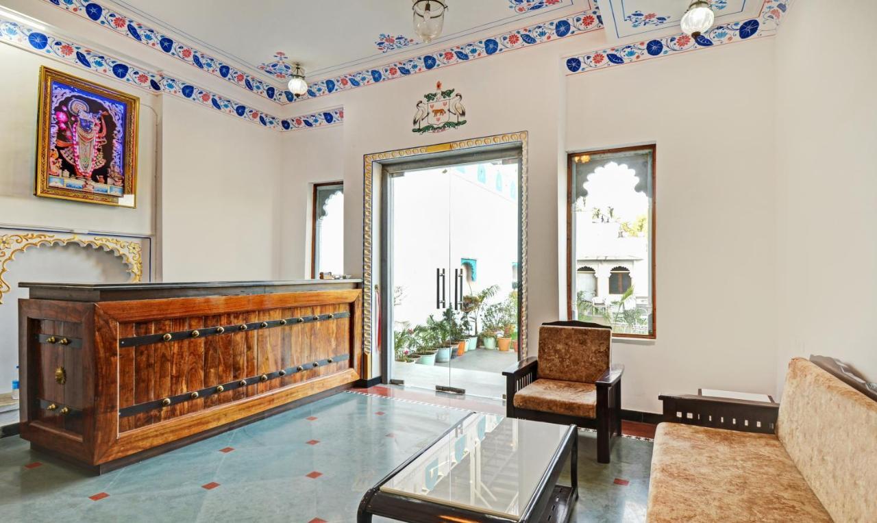Hotel Treebo Khakhri Haveli à Udaipur Extérieur photo
