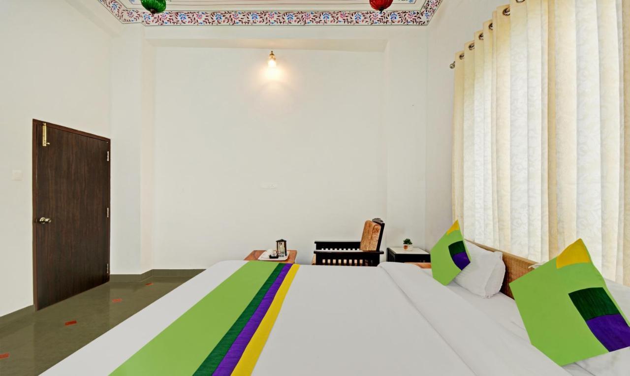 Hotel Treebo Khakhri Haveli à Udaipur Extérieur photo