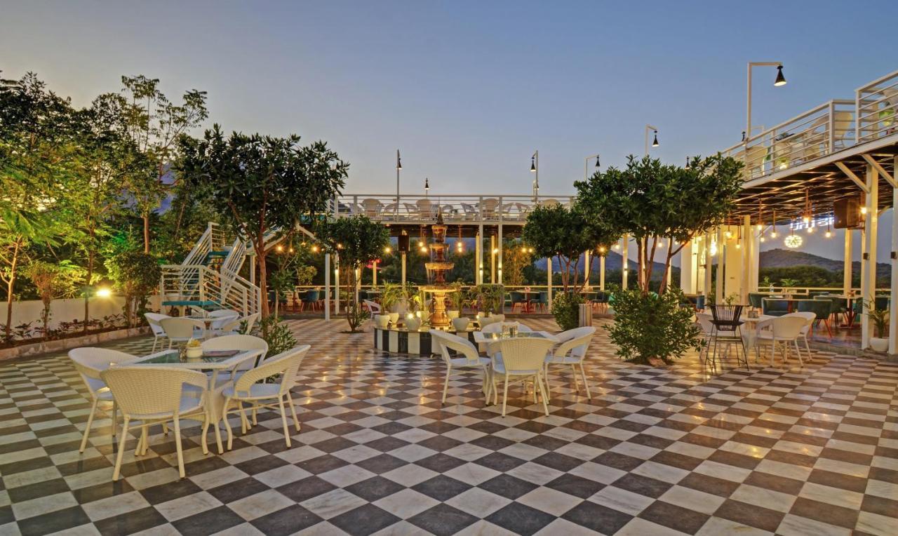 Hotel Treebo Khakhri Haveli à Udaipur Extérieur photo